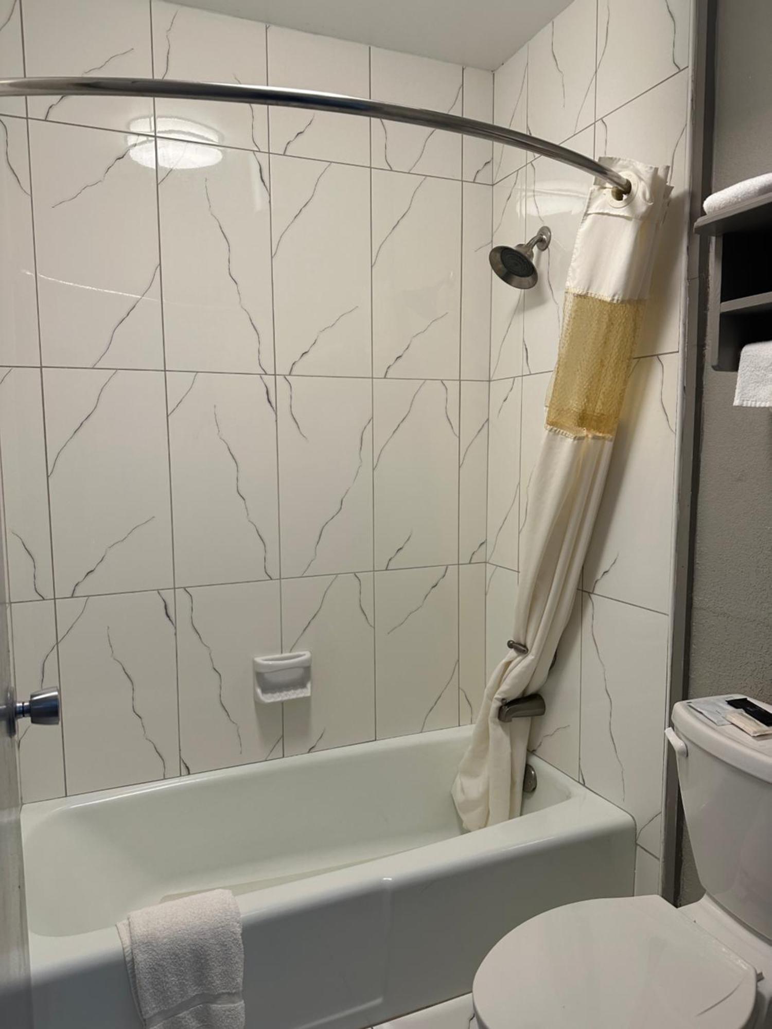 Executive Inn Locust Grove By Capital O エクステリア 写真